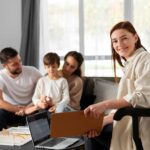 Cum îi ajută psihoterapia pe copii să-și spună povestea